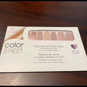 Brand new Color Street. At the Plaza